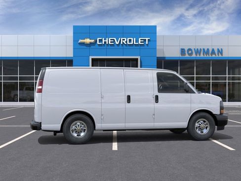 New 2026 Chevrolet Express 2500 RWD image 5