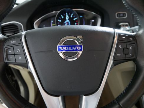 Used 2014 Volvo S60 T5 AWD/4WD image 25