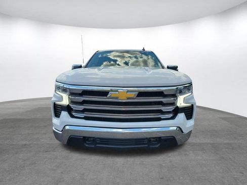 Used 2025 Chevrolet Silverado 1500 LT AWD/4WD image 21