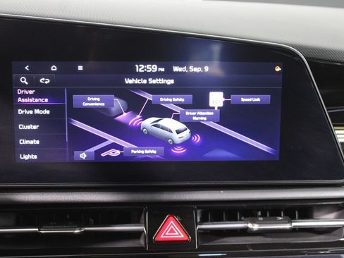 Used 2024 Kia Niro Wind FWD image 21
