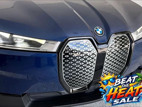 Used 2023 BMW iX xDrive50 AWD/4WD image 34