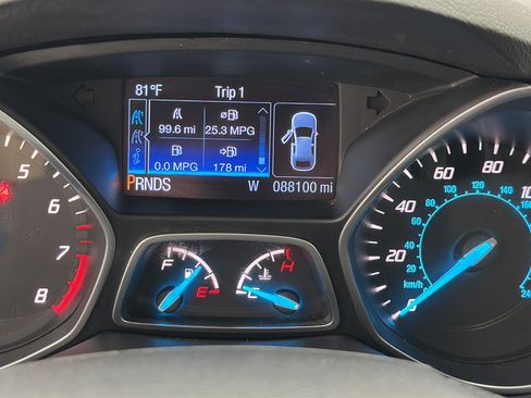 Used 2016 Ford Escape SE w/ Equipment Group 201A FWD image 15