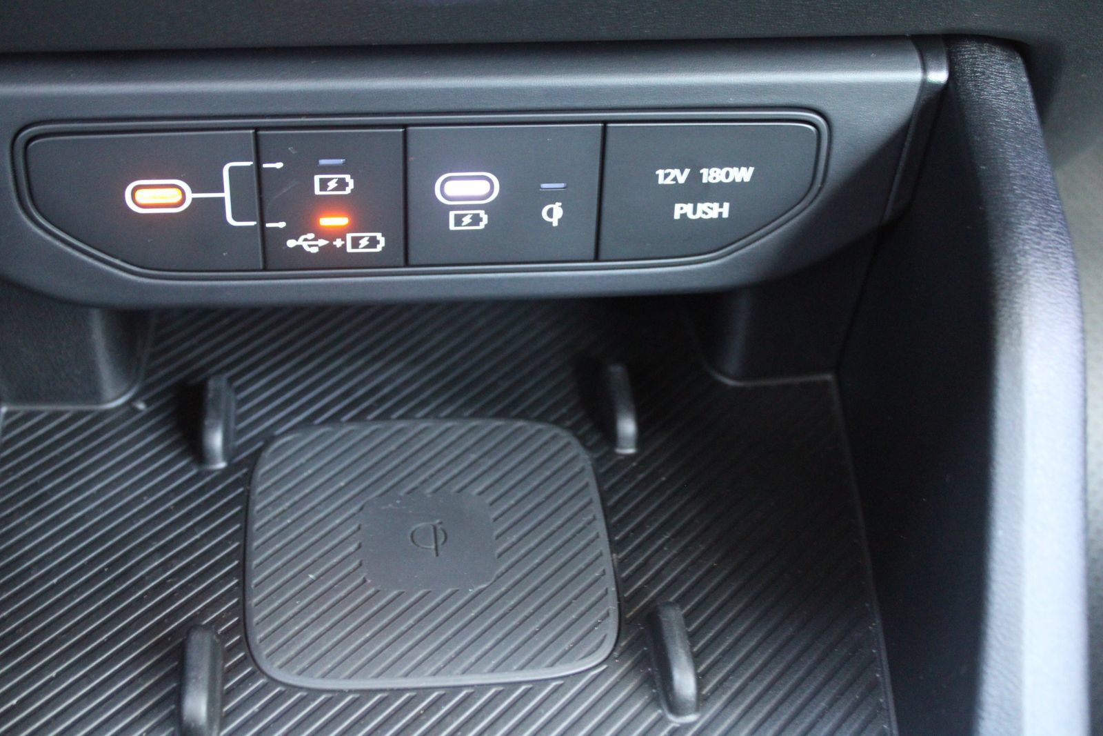 New 2026 Kia K4 EX FWD image 32