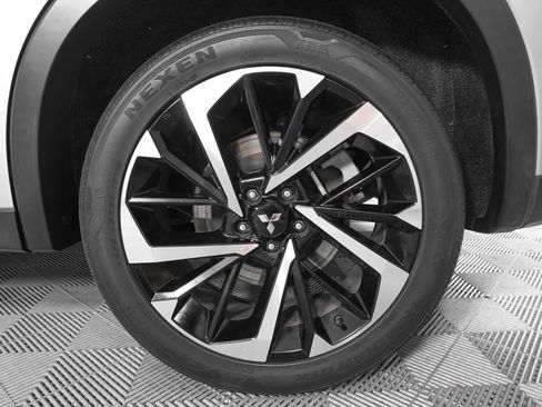 Used 2023 Mitsubishi Outlander SE FWD image 31