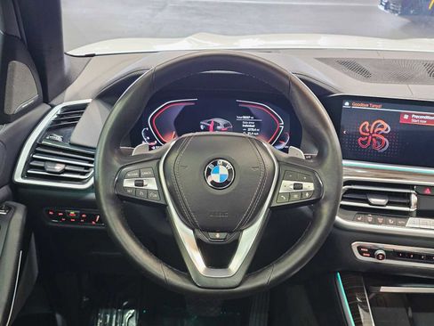 Used 2021 BMW X5 xDrive40i w/ Premium Package image 11