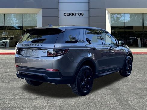 Used 2023 Land Rover Discovery Sport S image 6