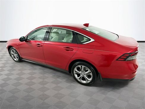 Used 2024 Honda Accord EX image 4