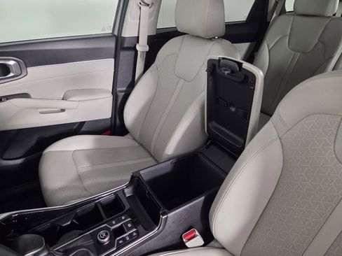 Used 2023 Kia Sorento SX FWD image 21