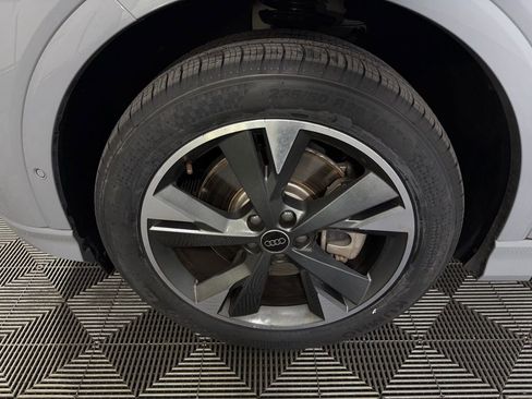 Used 2023 Audi Q4 e-tron Premium Plus w/ Premium Plus image 12