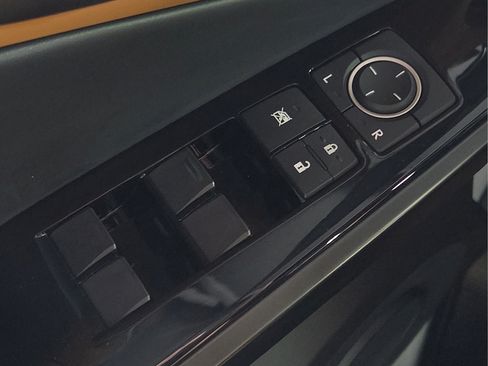 Used 2024 Lexus IS 300 w/ Comfort Package RWD image 18