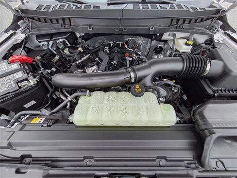 New 2025 Ford F150 Platinum w/ Equipment Group 702A High image 24