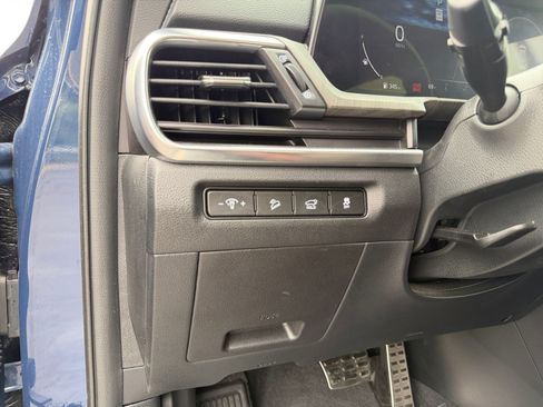 Used 2025 Kia Telluride SX Prestige AWD/4WD image 11