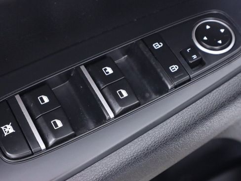 Used 2020 Kia Forte LXS FWD image 26