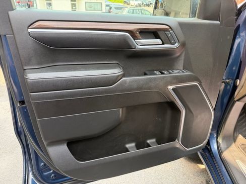 Used 2023 Chevrolet Silverado 1500 LT AWD/4WD image 13