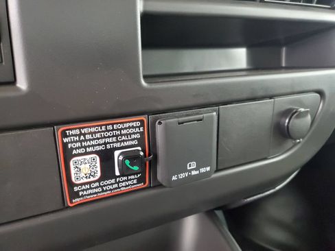 New 2026 Chevrolet Express 2500 w/ Driver Convenience Package RWD image 21