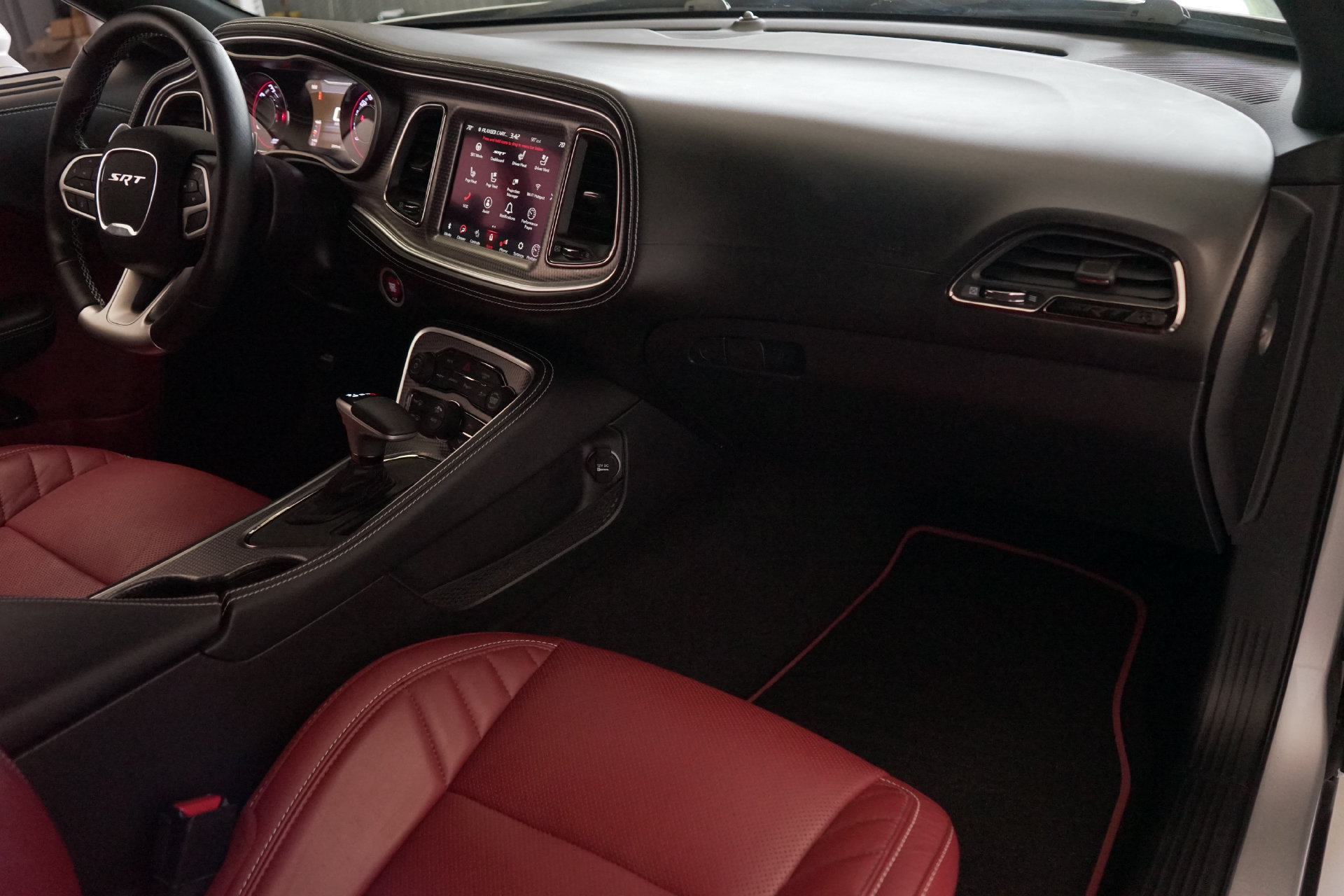 Used 2023 Dodge Challenger SRT Hellcat RWD image 5