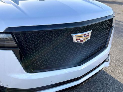 Used 2023 Cadillac Escalade Sport Platinum image 31