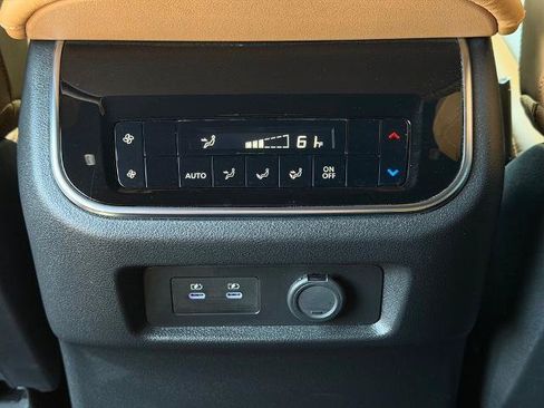 Certified 2025 Nissan Armada SL w/ Captain's Chari Seat Package RWD image 15