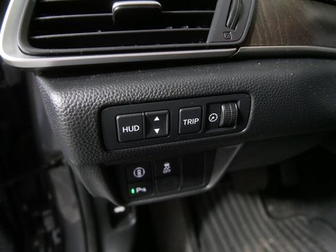 Used 2020 Honda Accord Touring image 17
