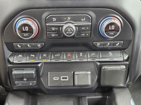 Used 2021 Chevrolet Silverado 1500 LTZ w/ LTZ Premium Texas Edition AWD/4WD image 19