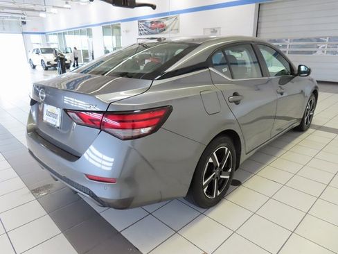 Used 2024 Nissan Sentra SV image 13