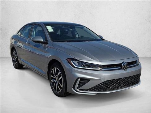 New 2026 Volkswagen Jetta SE image 7