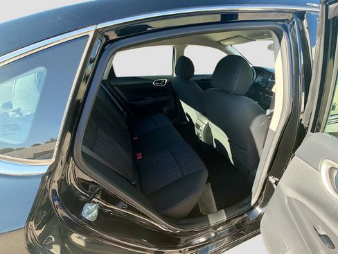 Used 2019 Nissan Sentra SV image 27