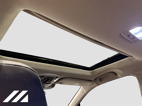 Used 2023 Subaru Outback Limited AWD/4WD image 24