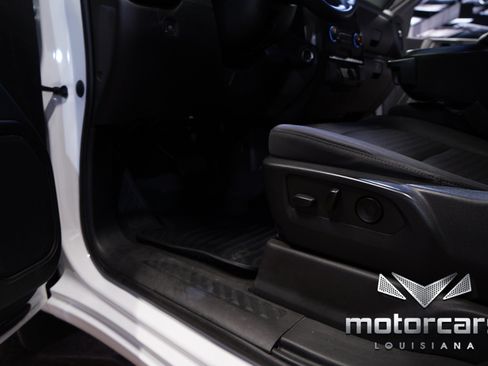 Used 2022 Chevrolet Silverado 1500 Custom RWD image 38