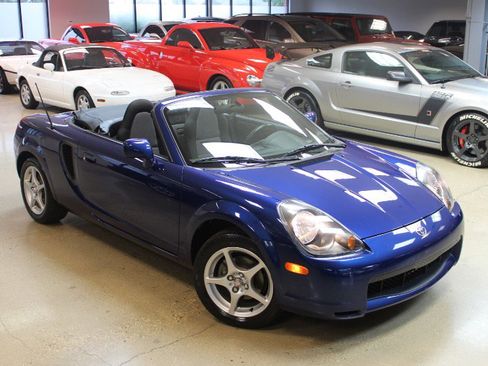 Used 2001 Toyota MR2 image 30