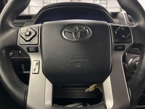 Used 2014 Toyota 4Runner 4WD image 14