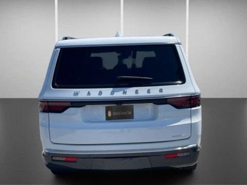 Used 2022 Jeep Wagoneer Series II w/ Premium Group I RWD image 9