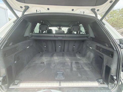 Used 2024 BMW X5 xDrive50e AWD/4WD image 11
