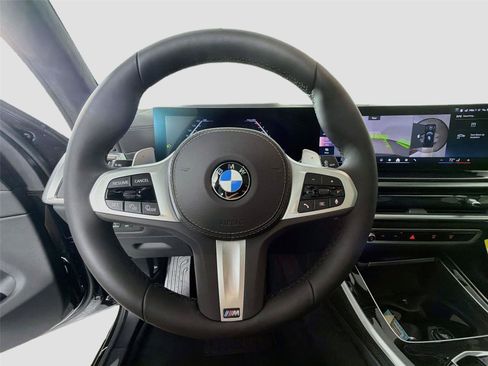 New 2026 BMW X5 xDrive40i w/ M Sport Package AWD/4WD image 11