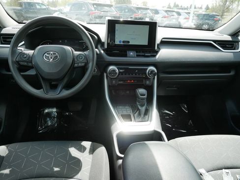 Certified 2025 Toyota RAV4 XLE AWD/4WD image 13