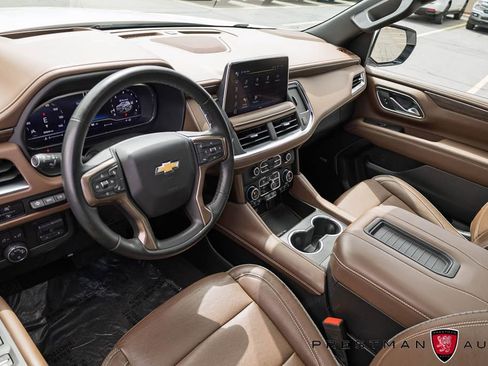 Used 2024 Chevrolet Suburban High Country AWD/4WD image 26
