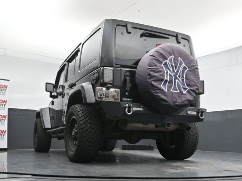 Used 2013 Jeep Wrangler Unlimited Sahara w/ Connectivity Group AWD/4WD image 36