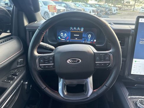 Used 2024 Ford Expedition Max Limited AWD/4WD image 12