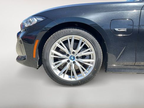 Used 2023 BMW 330e image 36