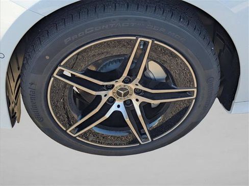 Used 2025 Mercedes-Benz E 350 Sedan image 9