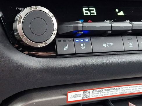 New 2026 Toyota Tundra Platinum AWD/4WD image 10