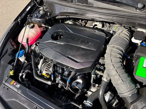 Used 2022 Kia Forte GT image 26