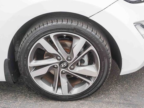 Used 2014 Hyundai Elantra Limited FWD image 10