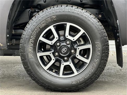 Used 2021 Toyota Tundra SR5 w/ TRD Off-Road Package AWD/4WD image 29
