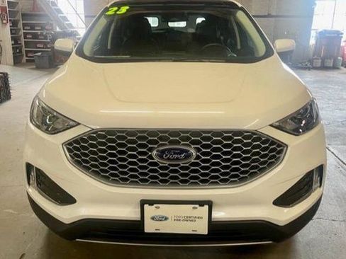 Certified 2023 Ford Edge SEL w/ Convenience Package image 2