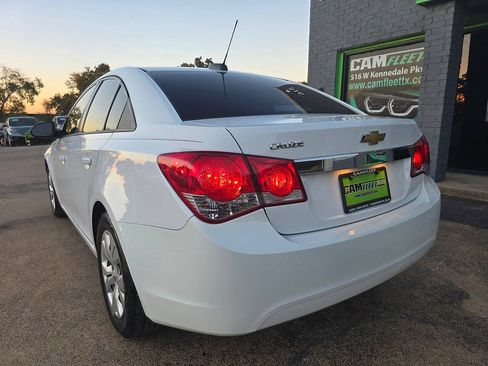 Used 2016 Chevrolet Cruze LS FWD image 8