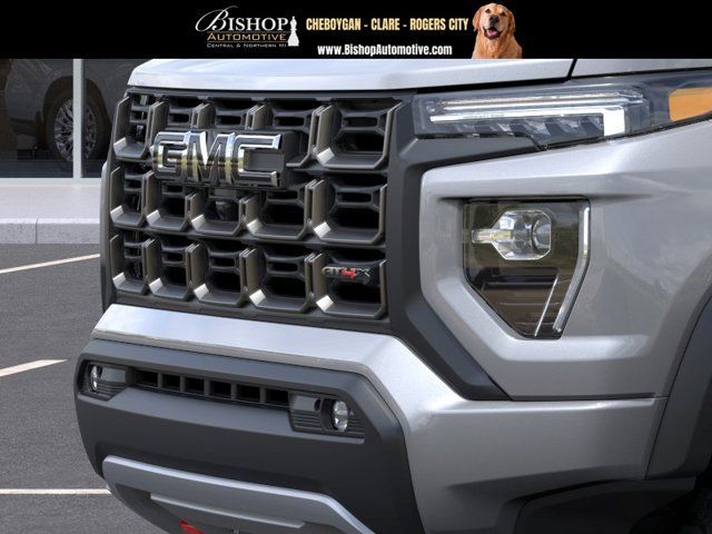 New 2026 GMC Canyon AT4X w/ LPO, Black Badging Package AWD/4WD image 13