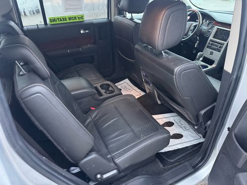 Used 2010 Ford Flex Limited image 12