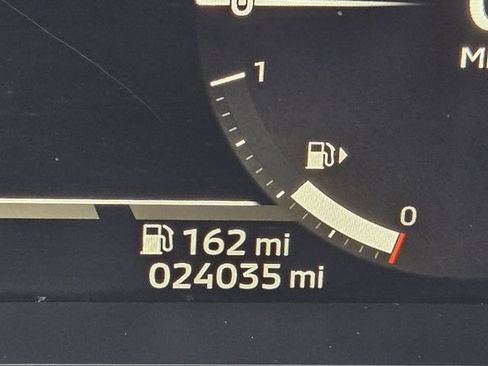 Used 2025 Mitsubishi Outlander SEL image 25