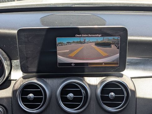 Used 2021 Mercedes-Benz C 300 Sedan image 11